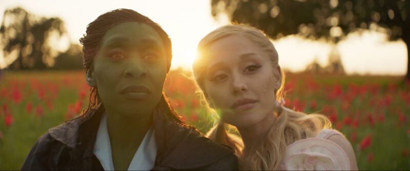 Wicked Film Production Stills 2024 Cynthia Erivo et Ariana Grande HR