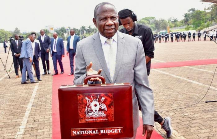 L’Ouganda va réduire ses emprunts commerciaux pour limiter l’augmentation de la dette