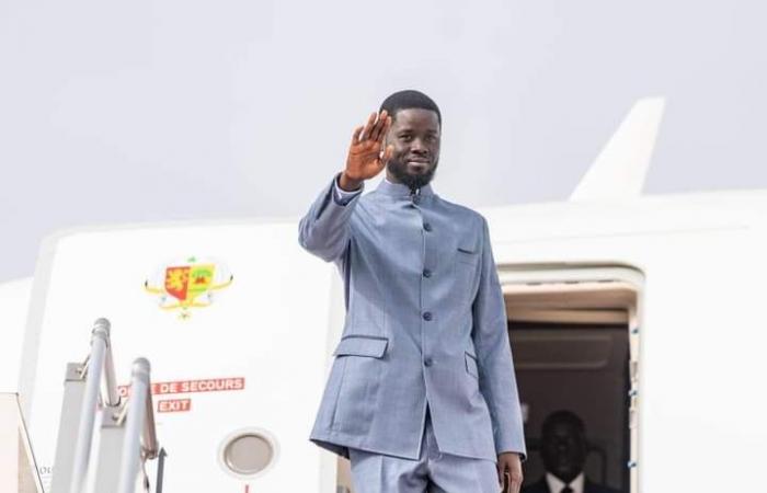 Sénégal : le Président Faye effectue une visite amicale en Sierra Leone