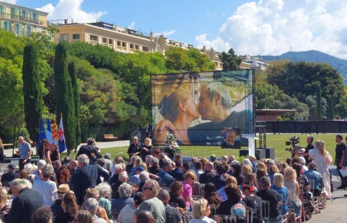 1 400 personnes rassemblées sur la Promenade du Paillon à Nice pour un dernier hommage à l’artiste Ben