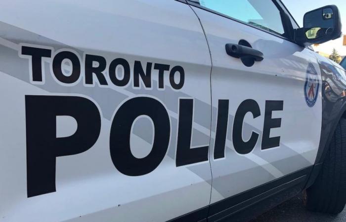 Un adolescent tué dans une fusillade en plein jour à Toronto