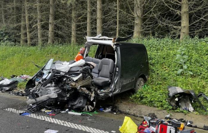 Grave accident en cours sur la route des Carrières à Ferques, deux blessés graves, dont un enfant transporté par avion vers Lille