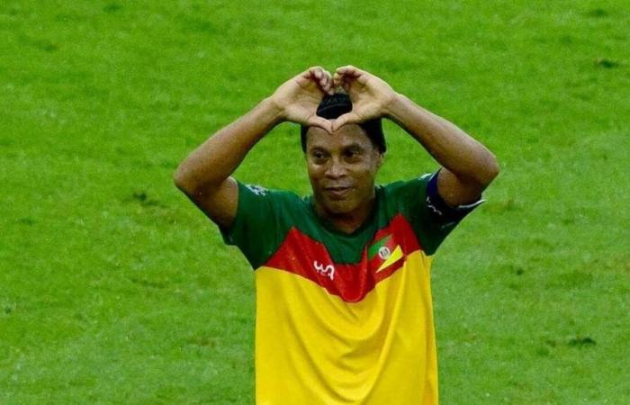 Ronaldinho critique durement l’équipe du Brésil