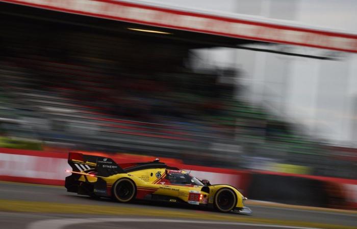 Straf pour la Ferrari légendaire, accident pour BMW van Rossi