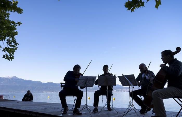 Dix concerts au lever du jour sur les rives du lac Léman à Lausanne