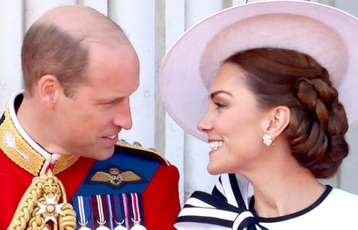 Ce moment volé entre Kate Middleton et le prince William sur le balcon de Buckingham qui a laissé des traces