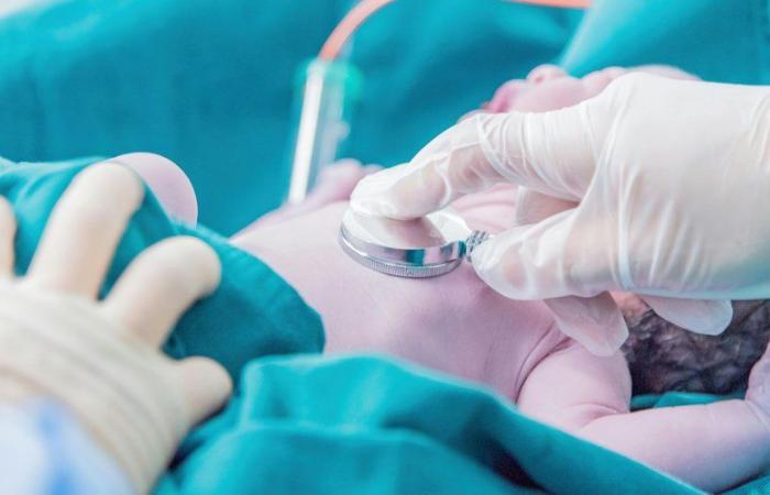 deux bébés de moins de 3 mois meurent de la coqueluche, les femmes enceintes invitées à se faire vacciner