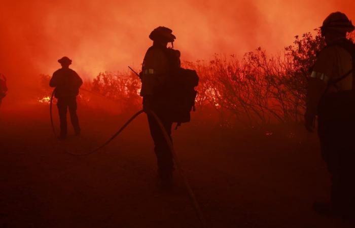 les images impressionnantes des incendies qui ravagent les environs de Los Angeles