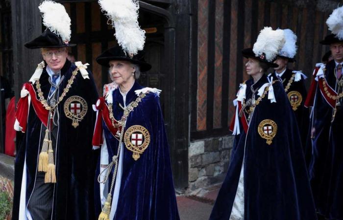 la duchesse de Gloucester investie par le roi Charles III
