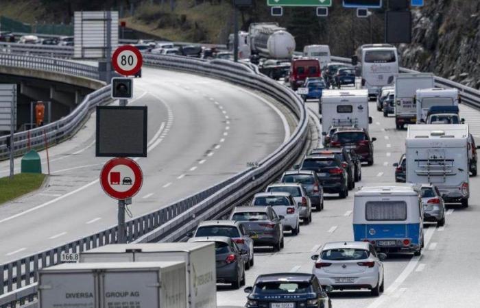 Un nombre record d’embouteillages sur les routes suisses l’année dernière – rts.ch