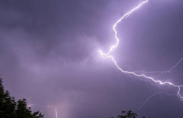 Des orages. Le Maine-et-Loire et les Deux-Sèvres à nouveau en alerte