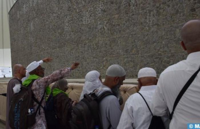 Des pèlerins impatients quittent Mina pour La Mecque pour accomplir le Tawaf d’adieu
