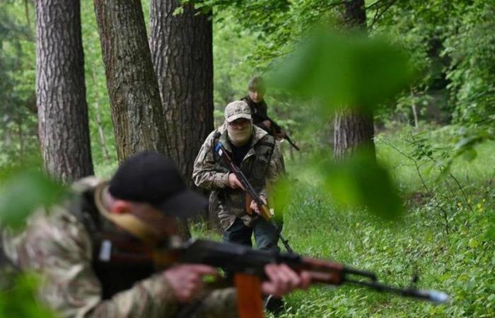 un soldat ukrainien a été « décapité » par les forces russes, selon Kiev