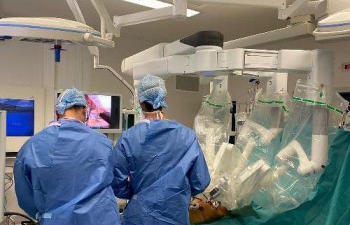 Le CHU Dijon Bourgogne se dote d’un troisième robot chirurgical pour ses blocs opératoires