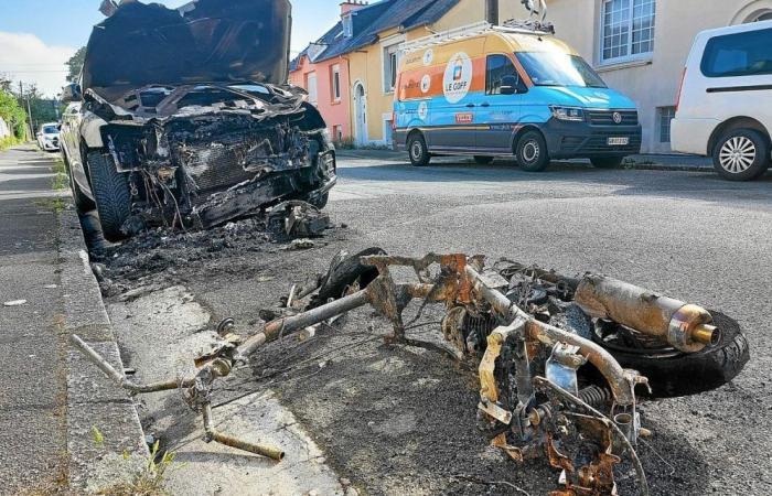 A Brest, un scooter brûle, le feu se propage à une voiture