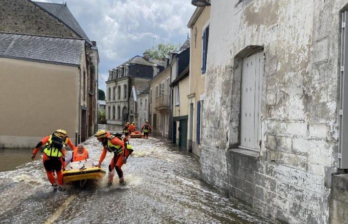 La Mayenne et le Maine-et-Loire en alerte rouge aux inondations, quatorze départements en orange