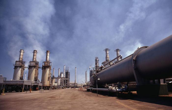 Saudi Aramco est-elle réellement engagée dans la transition écologique malgré sa domination dans le secteur pétrolier ? – .