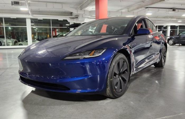 Tesla réduit le prix du Model 3 2024