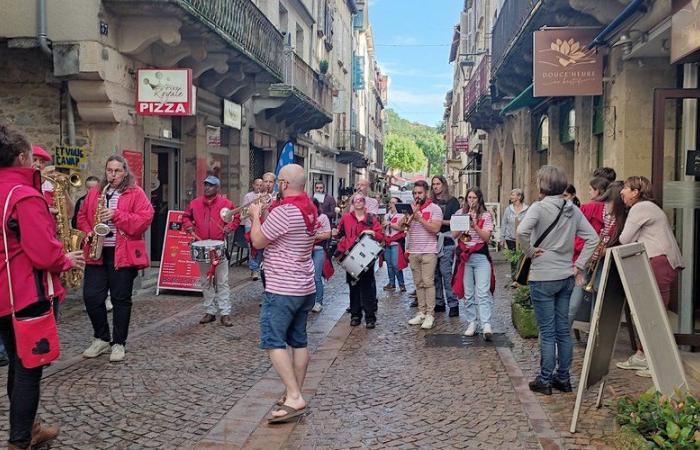 Kessy Mac Queen, Banda Bono… la Fête de la Musique a débuté dans les rues de la bastide royale de l’Aveyron