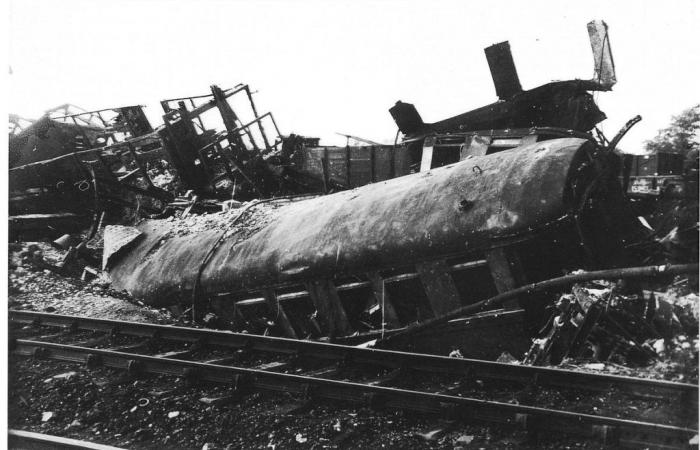 Le 24 juin 1944, la gare de Saintes détruite par les bombes