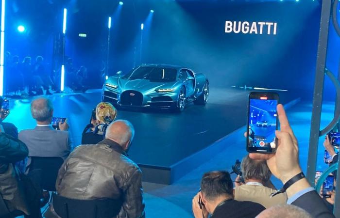 Bugatti présente sa nouvelle voiture de course, Tourbillon