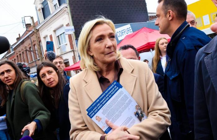 « Tout ce qui restera à Emmanuel Macron, c’est la démission » en cas de blocage politique, estime Marine Le Pen