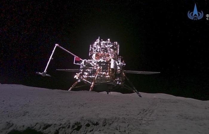 Une sonde chinoise ramène des échantillons de la face cachée de la Lune