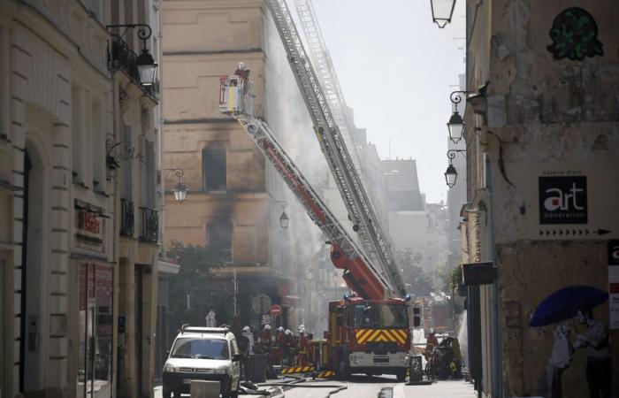 Un incendie en cours près du BHV à Paris, une personne en urgence absolue