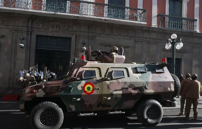 Accusés de putsch, les soldats boliviens se retirent à La Paz – .