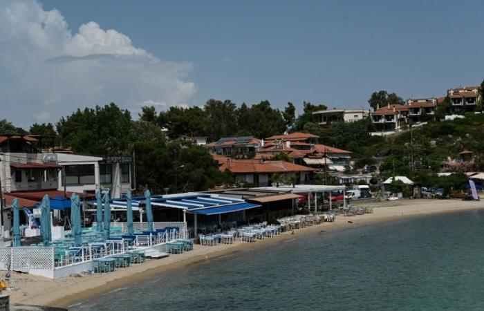 En Grèce, des drones et une appli pour lutter contre la privatisation illégale des plages