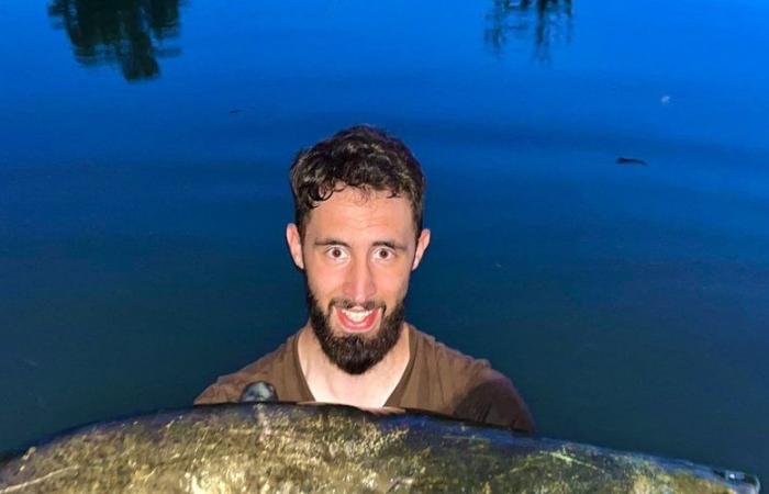 Il pêche un poisson-chat de 2,30 m de long et pesant 101 kilos dans le Tarn