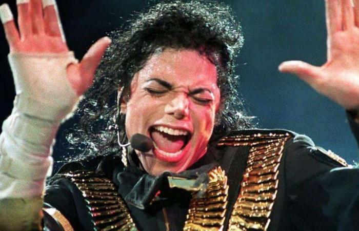 Au moment de sa mort, Michael Jackson avait une dette de plus de 500 millions de dollars.