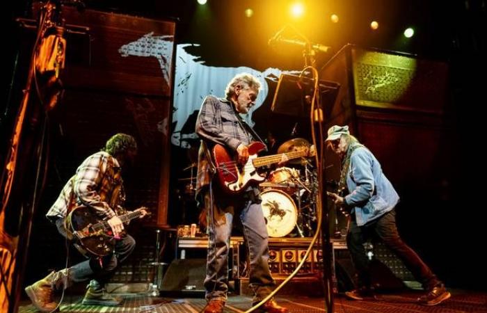 Neil Young interrompt sa tournée et annule sa venue à Ottawa – .