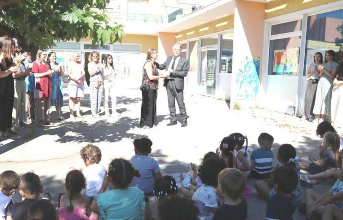 L’école maternelle reçoit le prix des Écoles Fleuries