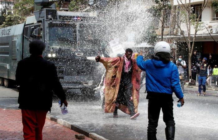 Au moins 30 personnes ont été tuées lors de manifestations au Kenya contre le projet de loi de finances, selon Human Rights Watch – .