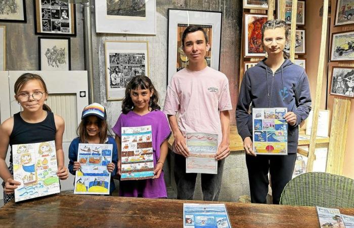A Quimper, les lauréats du concours des jeunes dessinateurs de BD reçoivent leurs prix