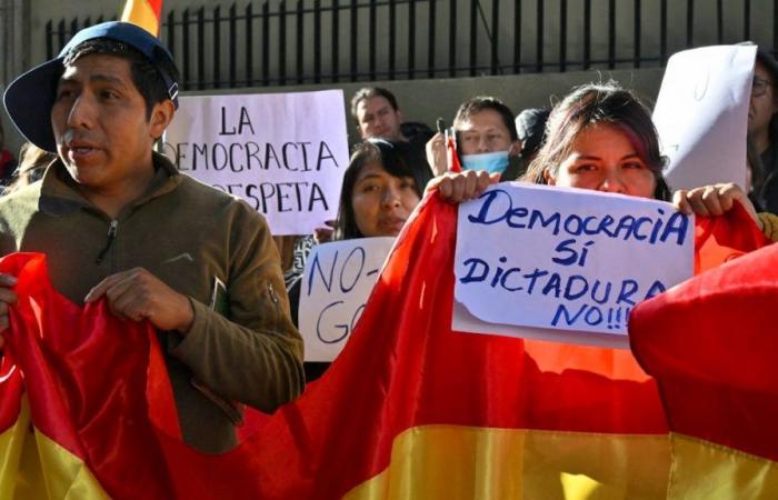 Les trois dirigeants présumés du coup d’État manqué en Bolivie placés en détention provisoire