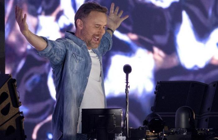 Près de 30 000 personnes se sont rassemblées à Chambord pour le concert de David Guetta – .