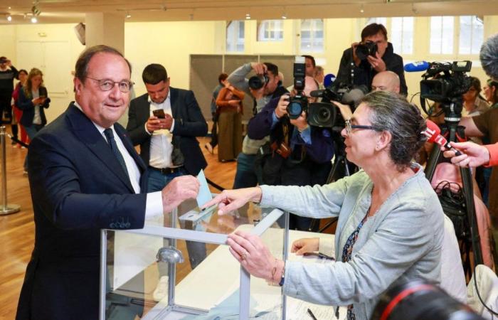 La tenue de Julie Gayet pour voter avec François Hollande fait polémique – .