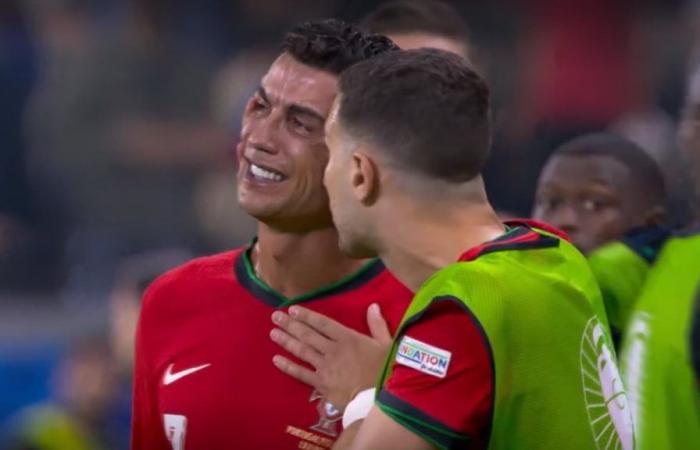 Les larmes de Cristiano Ronaldo, effondré après son penalty manqué – .