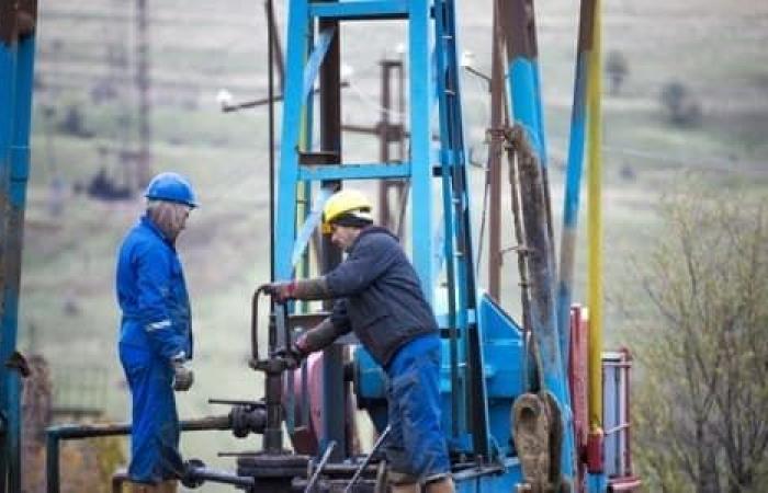 Comment garantir aux travailleurs du pétrole l’accès aux emplois dans le secteur des énergies propres ? – .