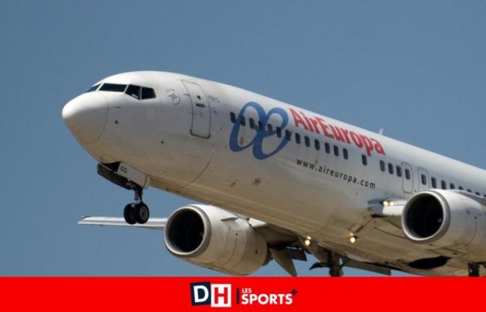 Un Boeing d’Air Europa effectue un atterrissage d’urgence au Brésil : plusieurs blessés – .