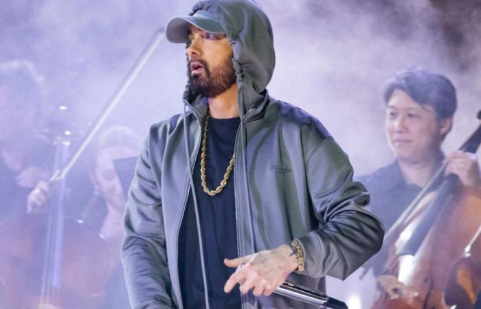 Eminem partage le single « Death of Slim Shady » « Tobey » avec Big Sean et Babytron – .