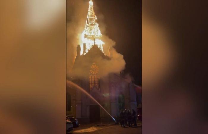 Enquête
      ouverte
      après
      un
      incendie
      dans
      l’église
      de
      l’Immaculée
      Conception