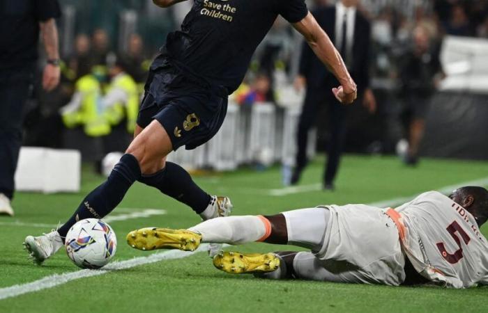 Pécheurs
      et
      Saints
      :
      Juventus
      0,
      Roma
      0