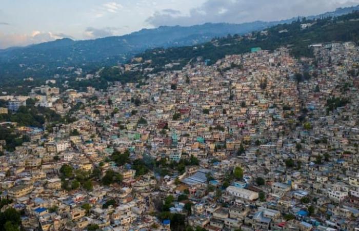 Panne
      de
      courant
      à
      Port-au-Prince
      après
      des
      manifestations
      contre
      les
      coupures