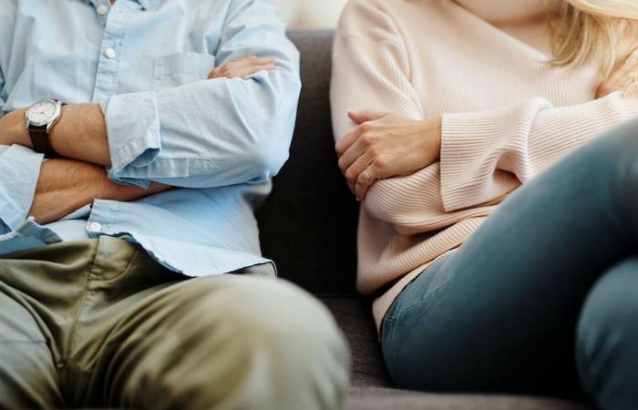 Pourquoi
      les
      femmes
      demandent
      le
      divorce
      plus
      souvent
      que
      les
      hommes
      dans
      les
      couples
      hétérosexuels