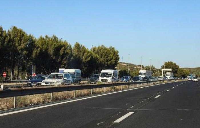 Un
      camion
      transportant
      une
      citerne
      se
      renverse
      près
      d'Orange,
      cinq
      blessés
      légers
      –
      Mon
      blog