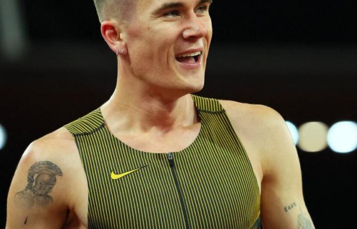 Ingebrigtsen
      a
      battu
      le
      1500m
      à
      Zurich