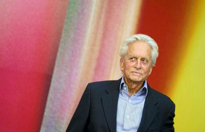 Tapis
      rouge
      pour
      Michael
      Douglas
      au
      Festival
      de
      Deauville
      –
      Mon
      Blog